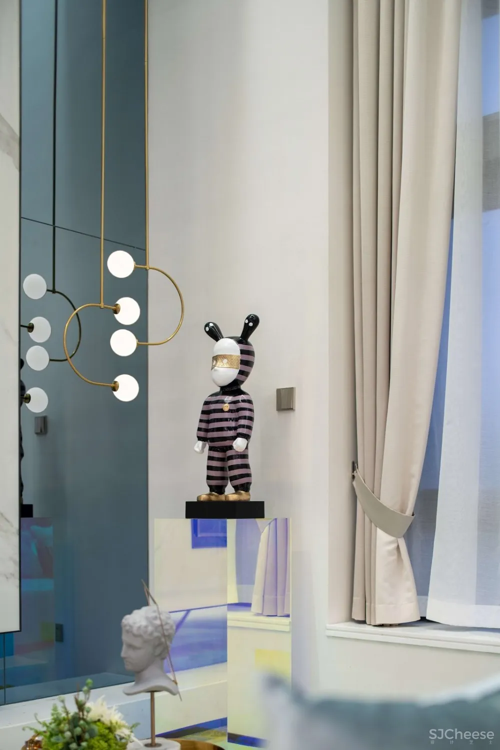 72㎡演绎唯美loft样板房丨殊众设计