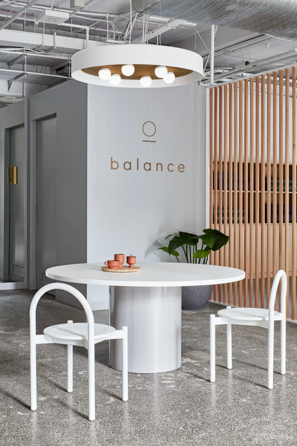 Studio 103 | Balance Room , 宁静质朴的美学空间