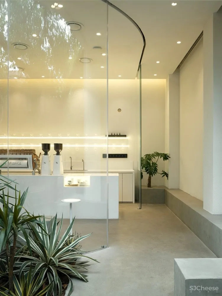 %Arabica，上海建国西路店 / B.l.U.E. Architecture Studio