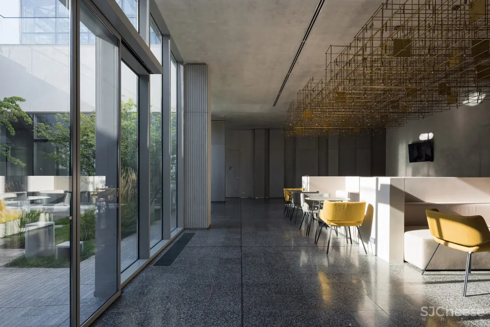 Nefa Architects | 俄罗斯 Platov机场贵宾航站楼