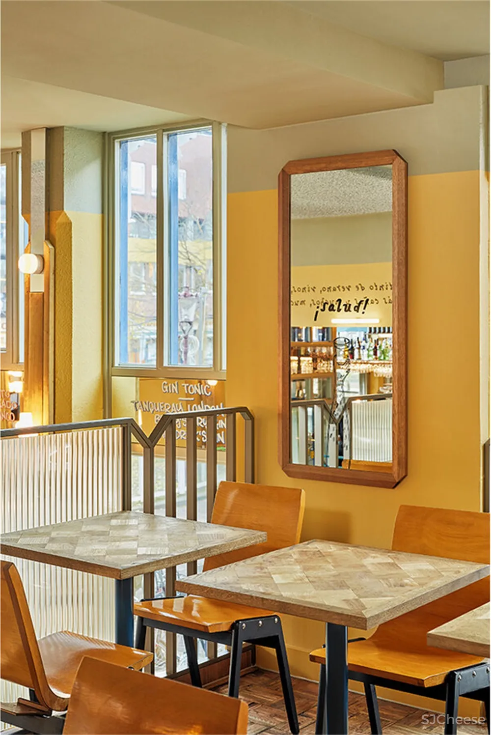Studio Modijefsky l 荷兰风情酒馆La Cervecería
