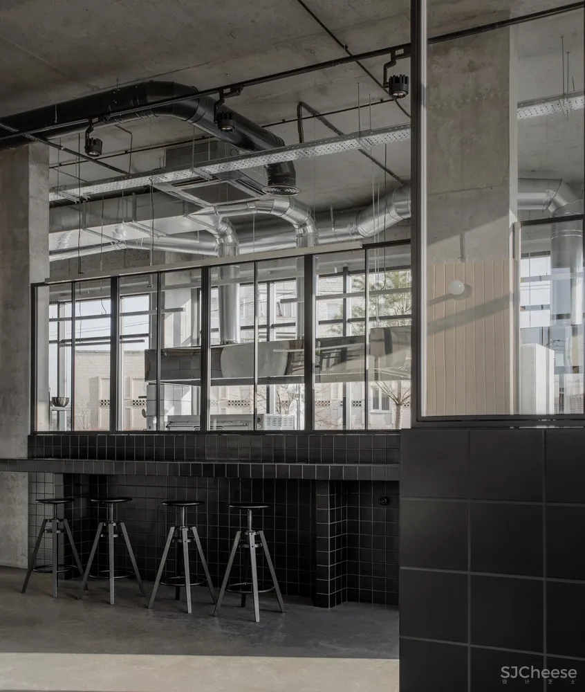 首发 | Palyichuk Olga设计,乌克兰Pomidoros披萨店