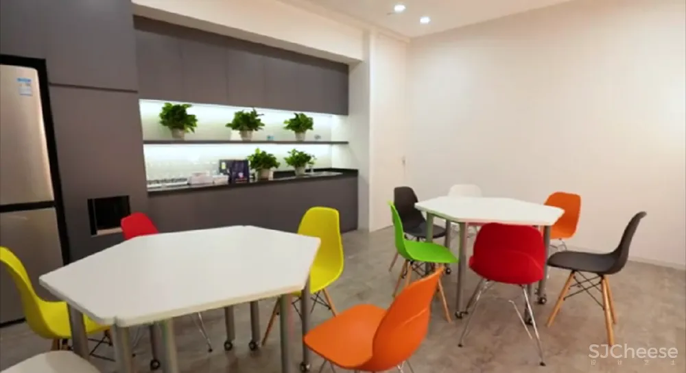 以现代设计手法,给你不一样的办公新体验