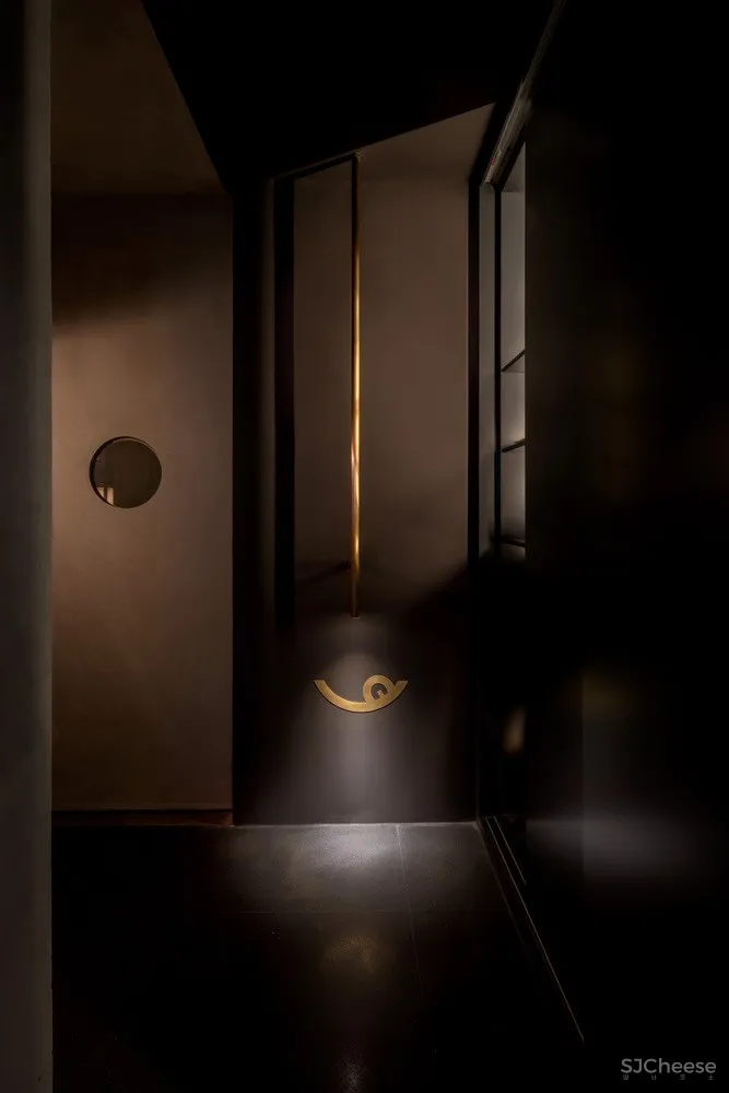 成都酒吧 The Tasting Room / 季意空间设计