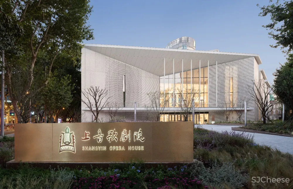 【官方原创】普利兹克奖大师包赞巴克先生中国首作 —上音歌剧院 / Shangyin Opera House