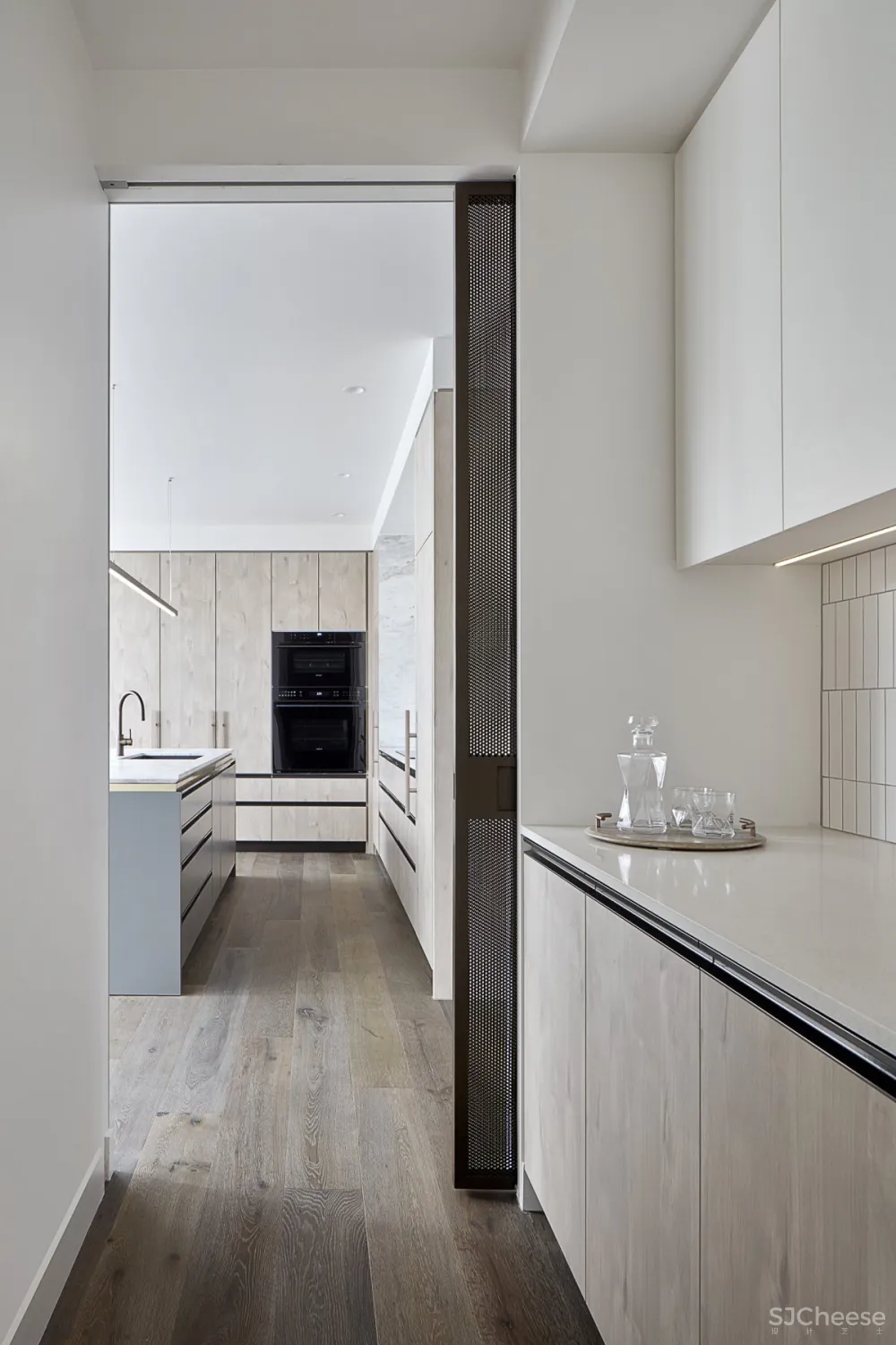 Bayley Ward | Caspian Melbourn , 现代极简展厅