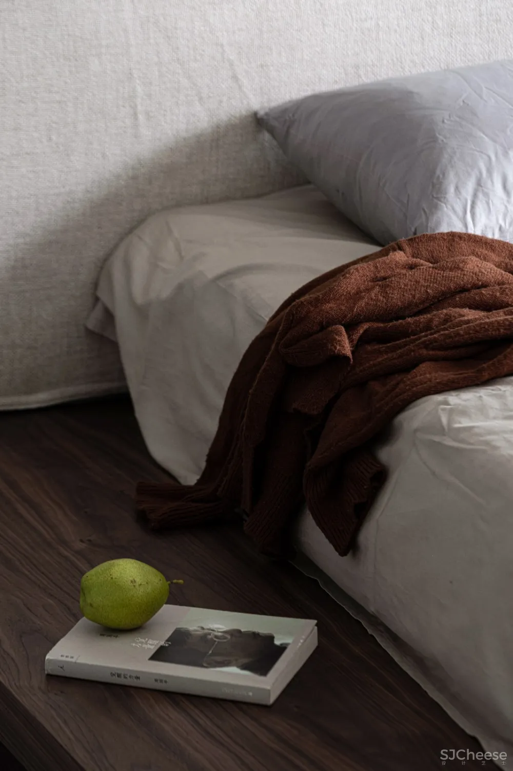 三层错层空间结构的趣味性,极简生活的本色