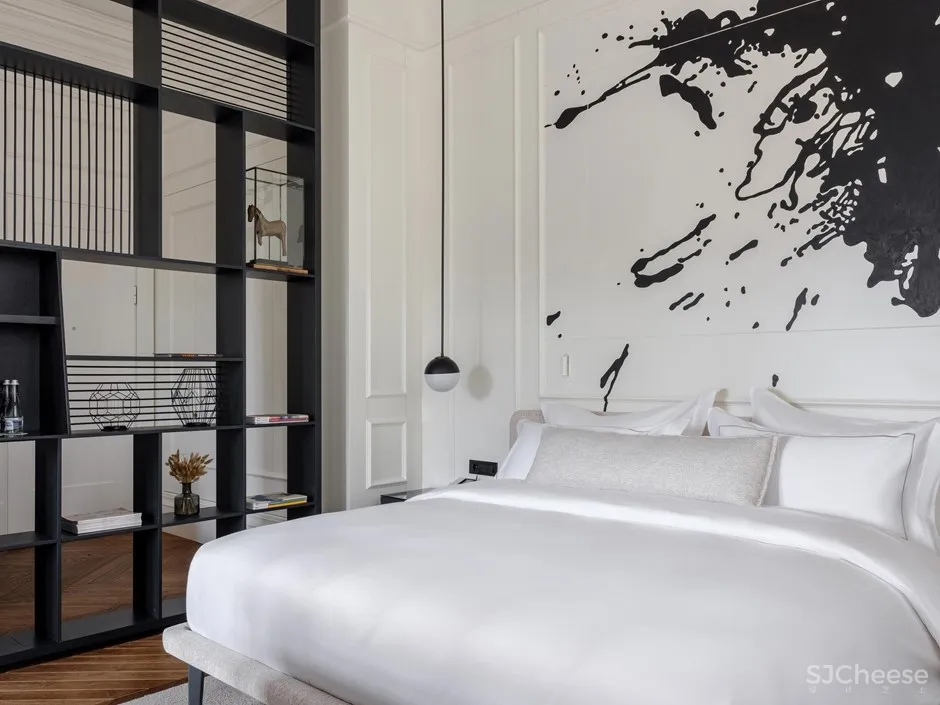 百年医院爆改五星级酒店,历史建筑表皮下,内里却这么前卫时尚