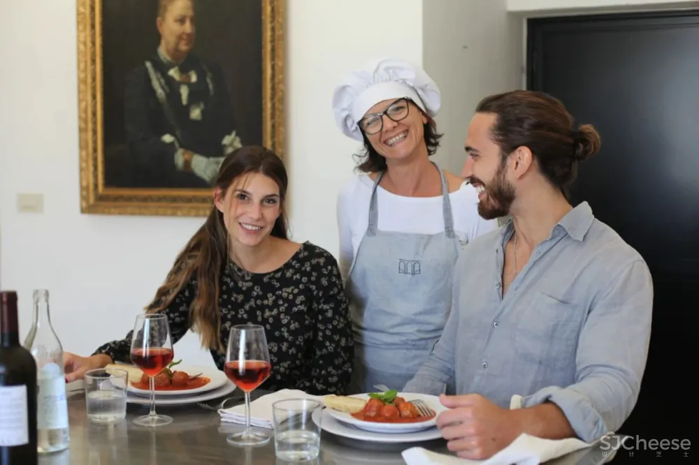 159 年历史的遗迹艺术酒店,收藏了极简、侘寂、巴洛克、拜占庭等风格!