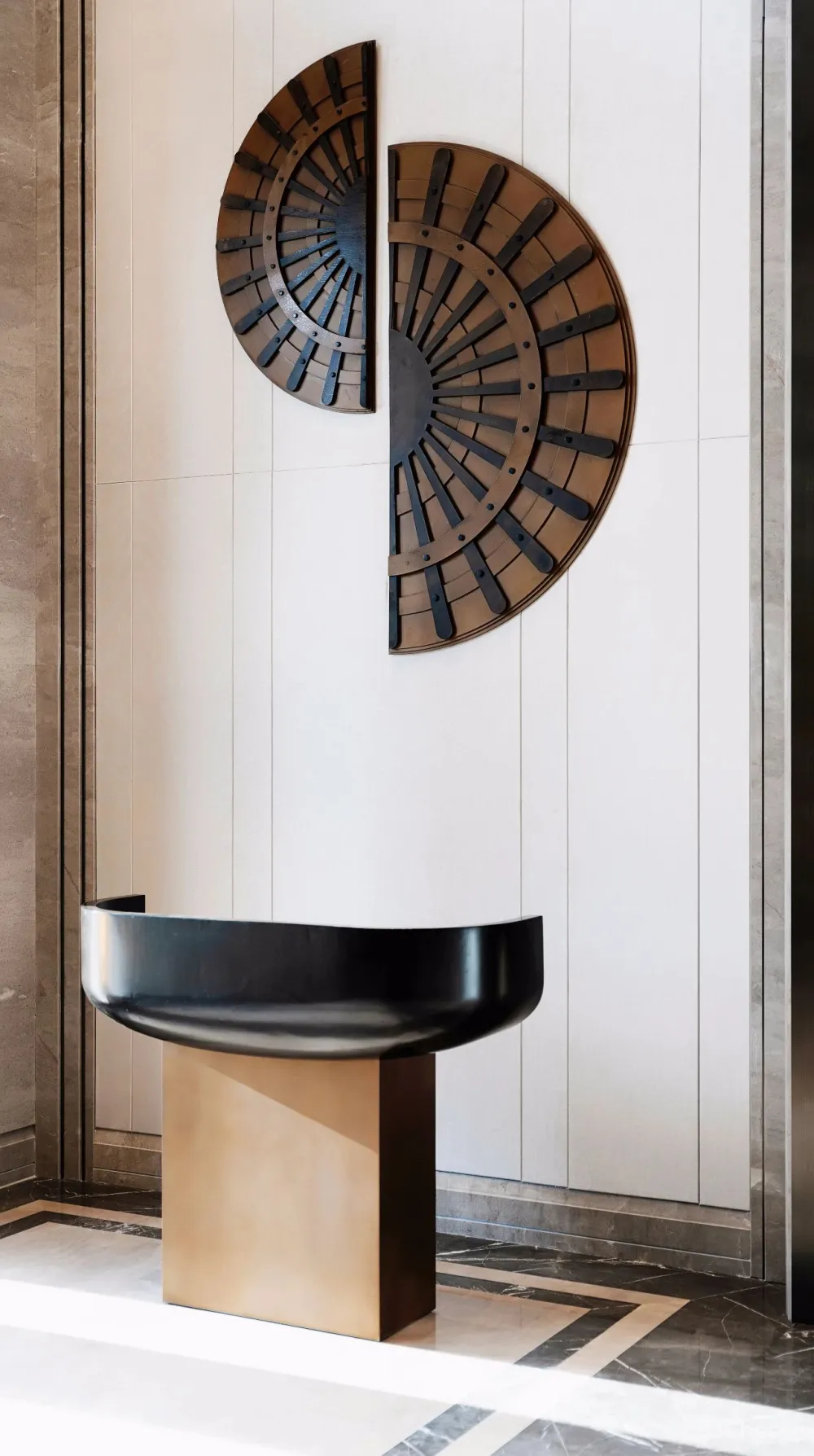 新作 东西对话 礼赞经典