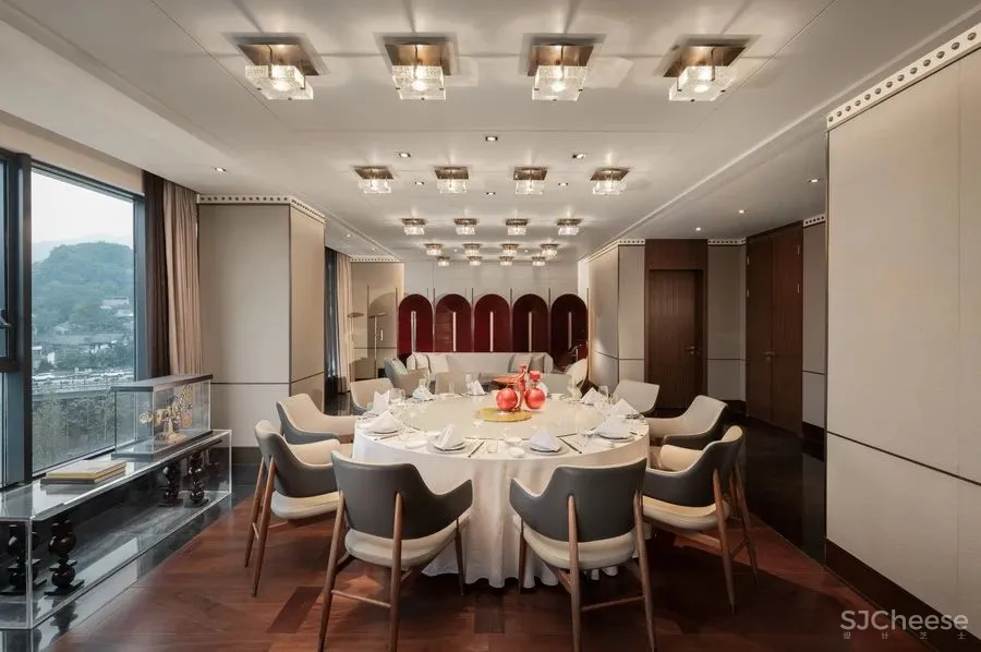 重庆又一网红打卡酒店，YANG-大都荟一体化打造民国沙磁公馆