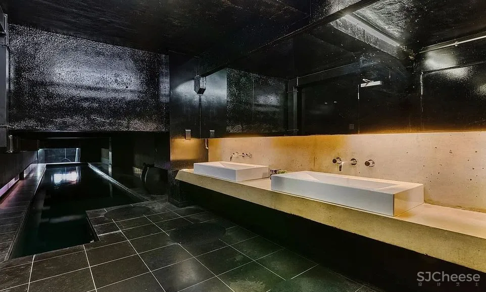 他十七年前设计的老房,现在五千万成交,这设计是真黑