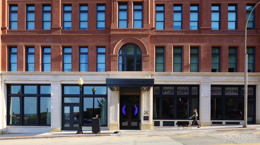 酒店还是博物馆,睡的逼格真高