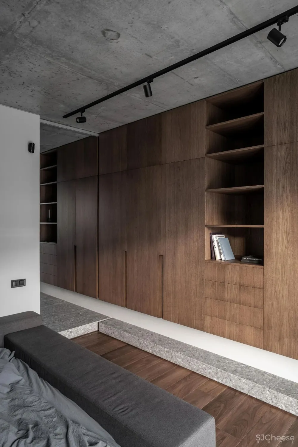 “我终于把家装成了毛坯房,爸妈看了当场气昏那种”