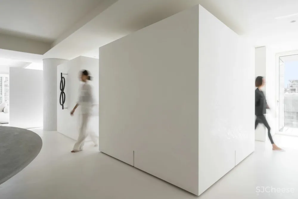 240㎡光影住宅，简净舒服 玮奕国际设计