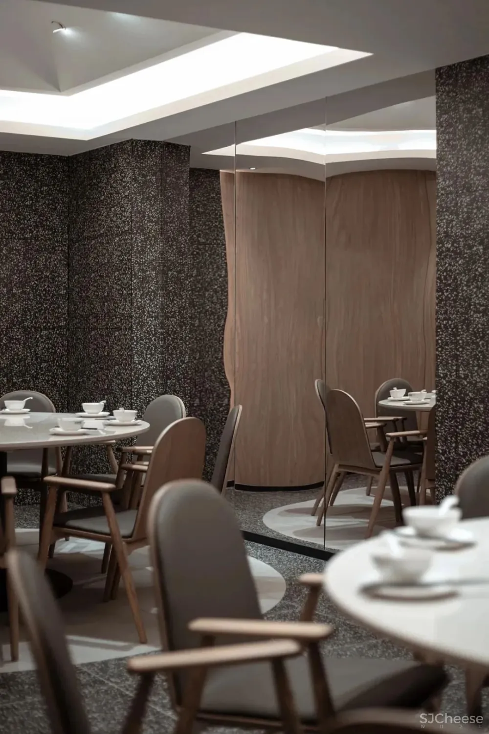 传统的港式餐厅这样设计很有感觉!