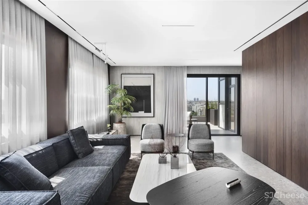 170㎡顶层复式,极简轻奢!