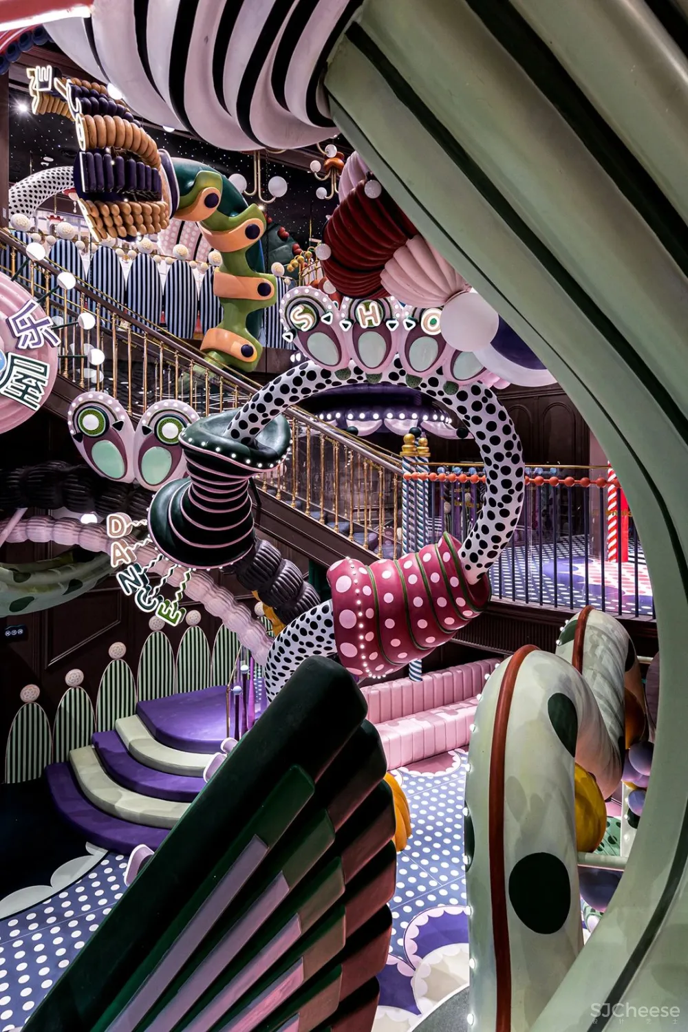 李 想 深圳颠覆想象的极致浪漫仙境，一眼坠入童话！