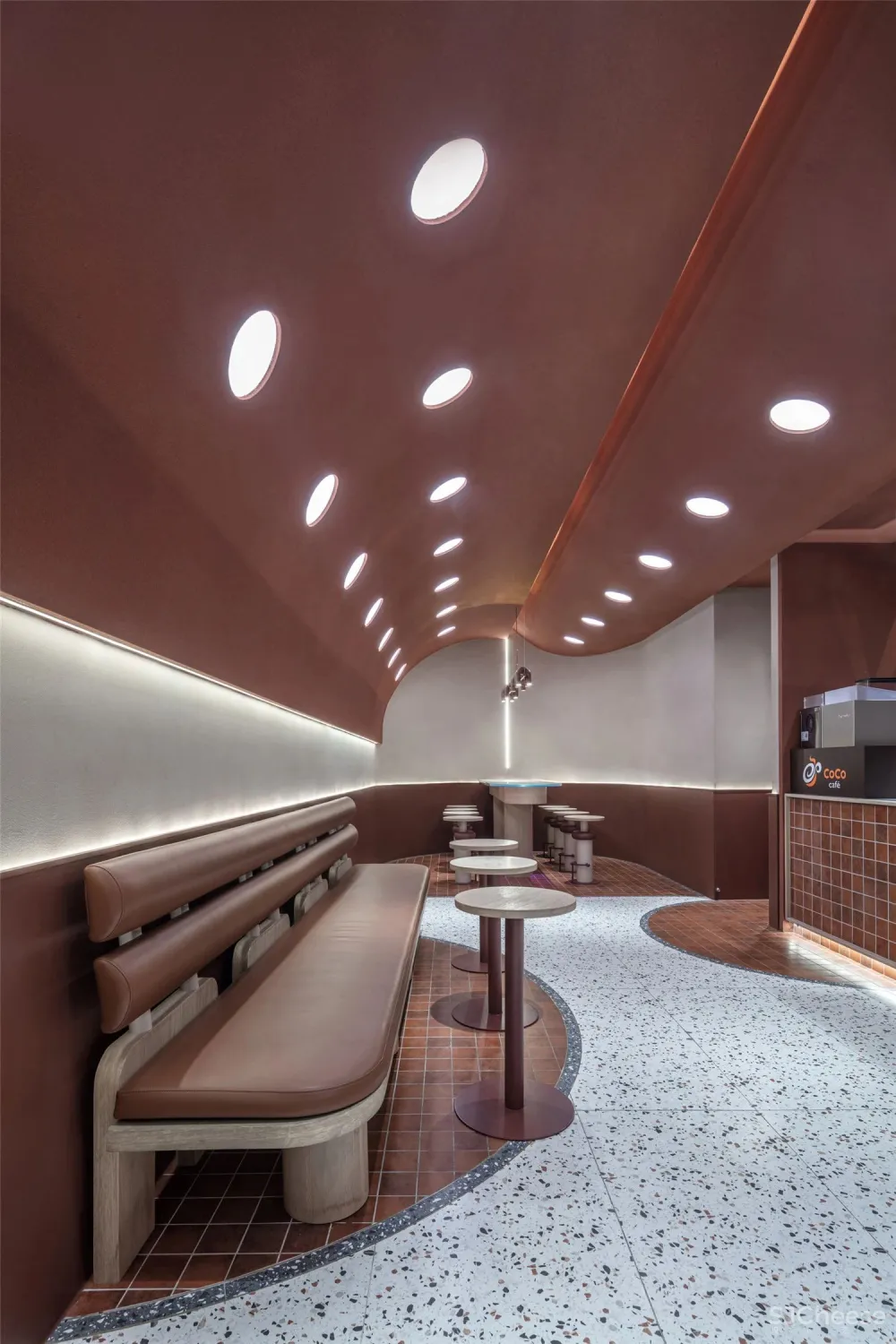 你怎么看奶茶品牌CoCo这家走向“宇宙”的店?