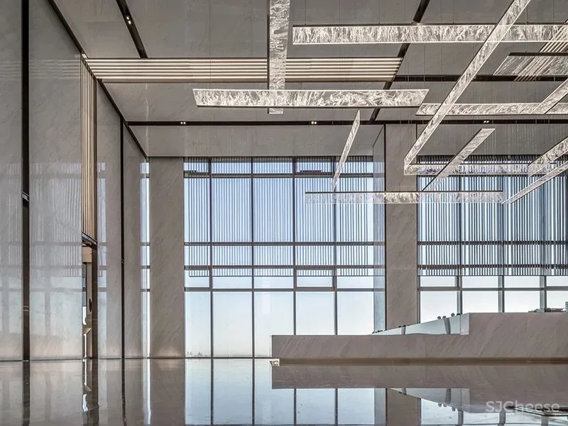 以简驭繁,线形空间里的“光”之美学!