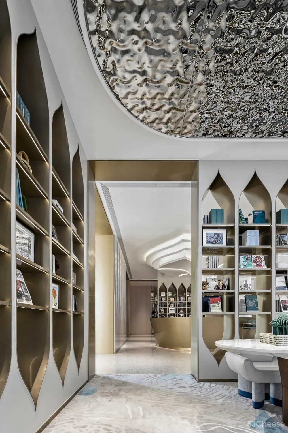 旭辉 x S.U.N丨如夏花一样对生活的狂热