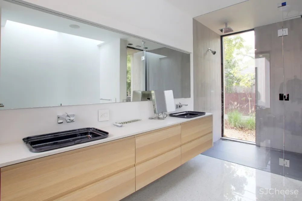 418㎡ 建筑师之家,在树林里探索极简主义美学