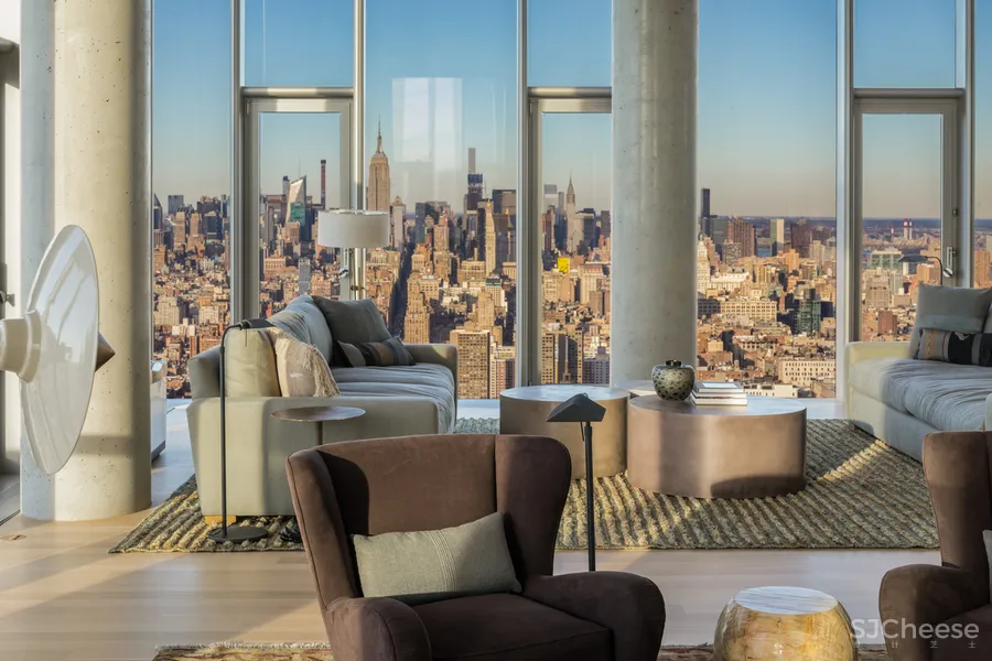 毛坯感的顶层公寓，一个月租金68万，三种软装陈设，哪种更高级？