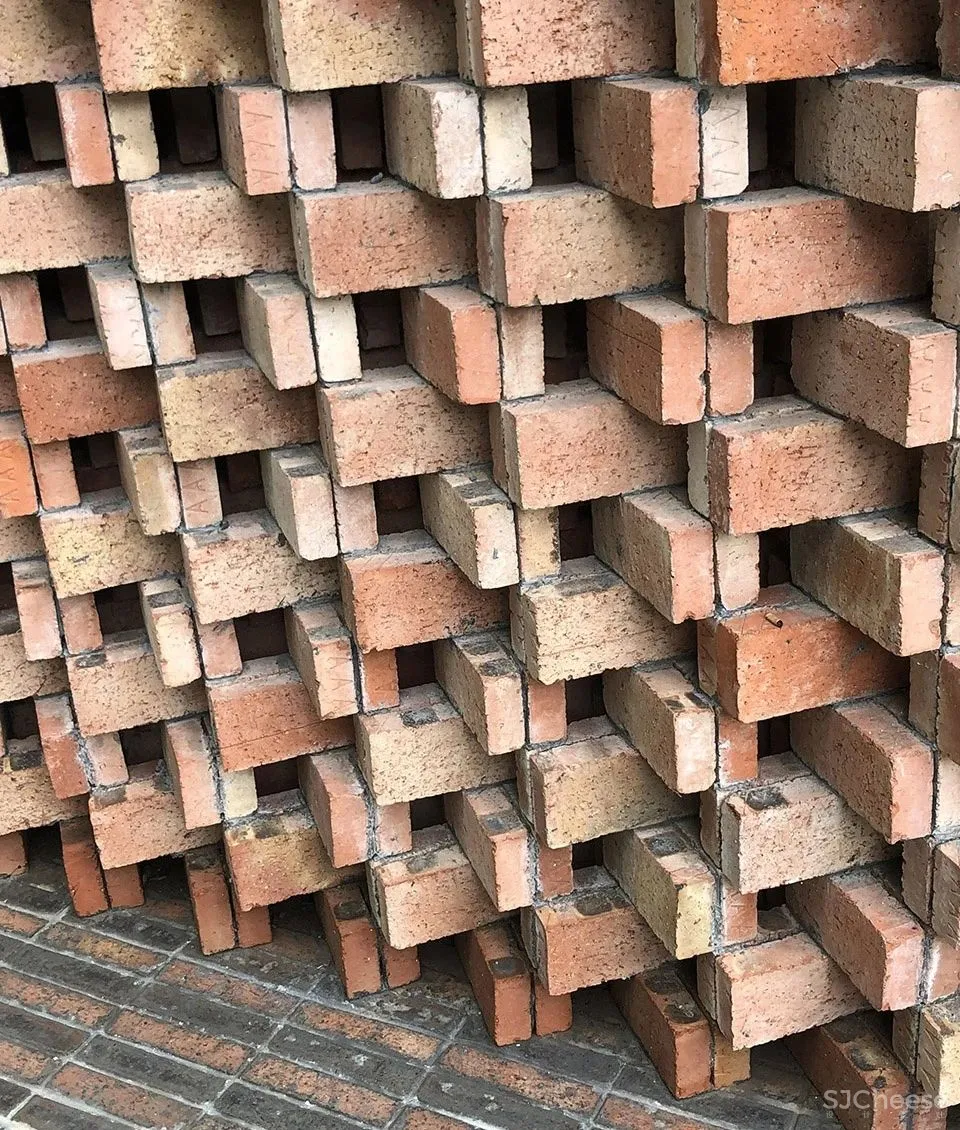 砖与木材讲述百年村落的故事 井上民宿