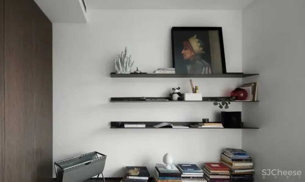 240㎡复式低干预痕迹的设计,在黑白色调中体现高级感 匠人筑语空间设计工作室