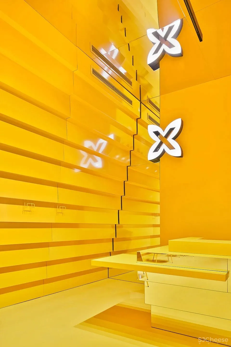 12号商店“Step”，西班牙 Studio Animal