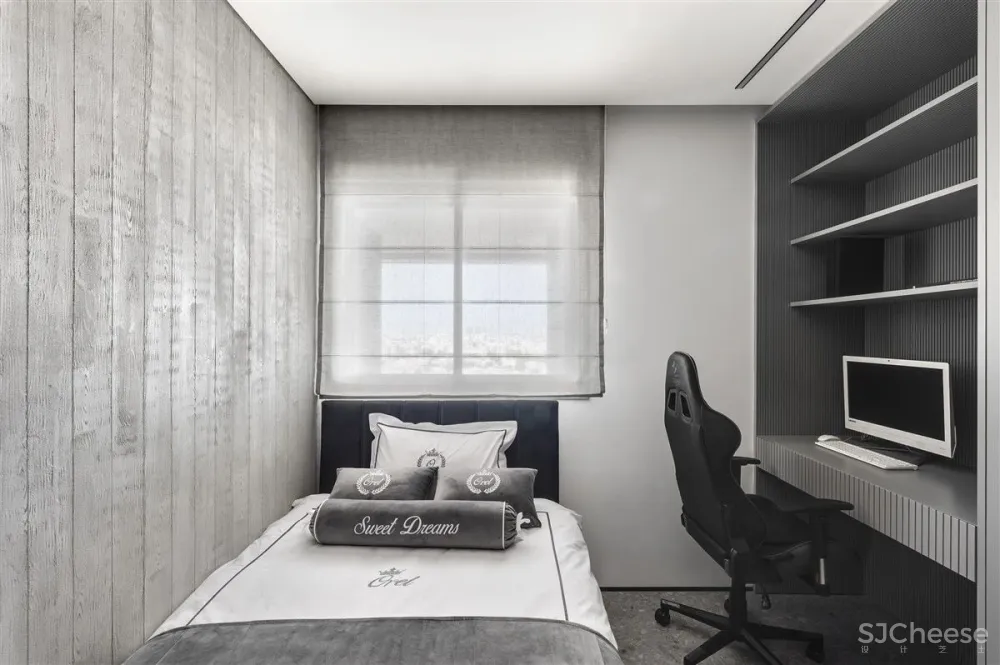 170㎡顶层复式,极简轻奢!