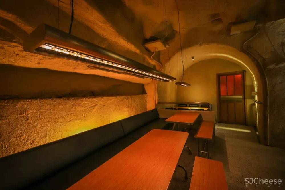 Hops Caver：从未来到过去，防空洞变酒吧