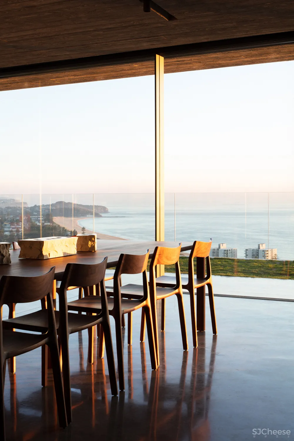 乡下盖房子,用这种木纹混凝土,温暖又高级!