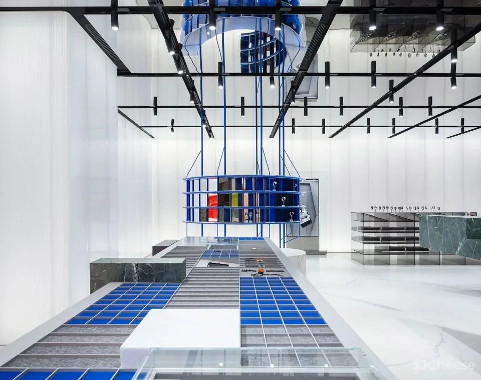 新作 MOMIC 手表品牌集合店 西涛设计工作室