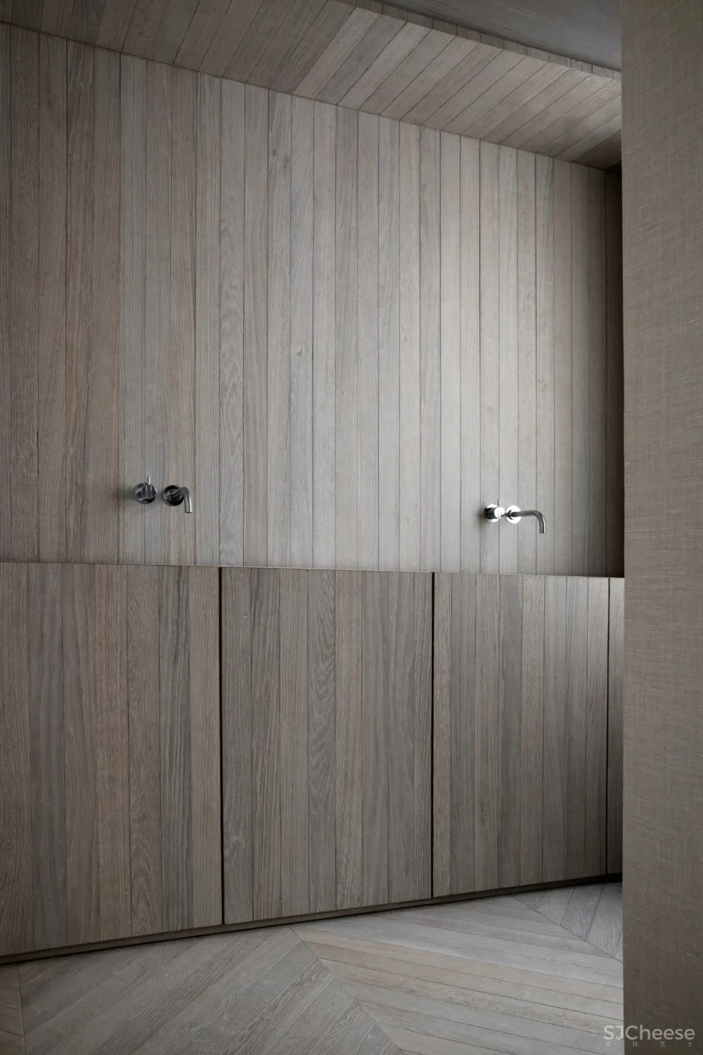 Conrad Architects 现代舒适 自然大气