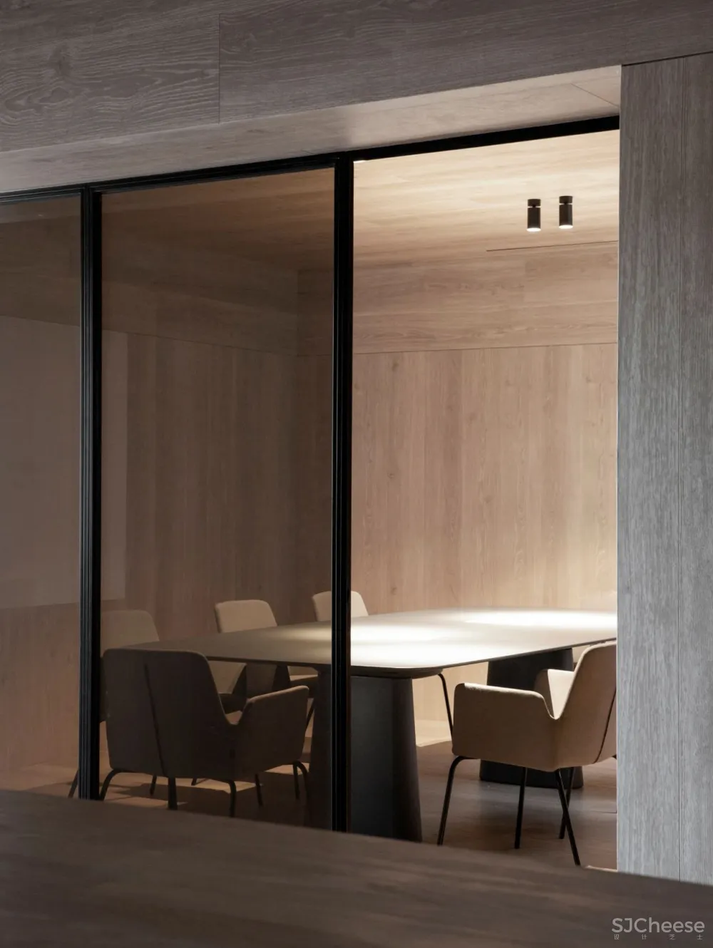 Conrad Architects 现代舒适 自然大气