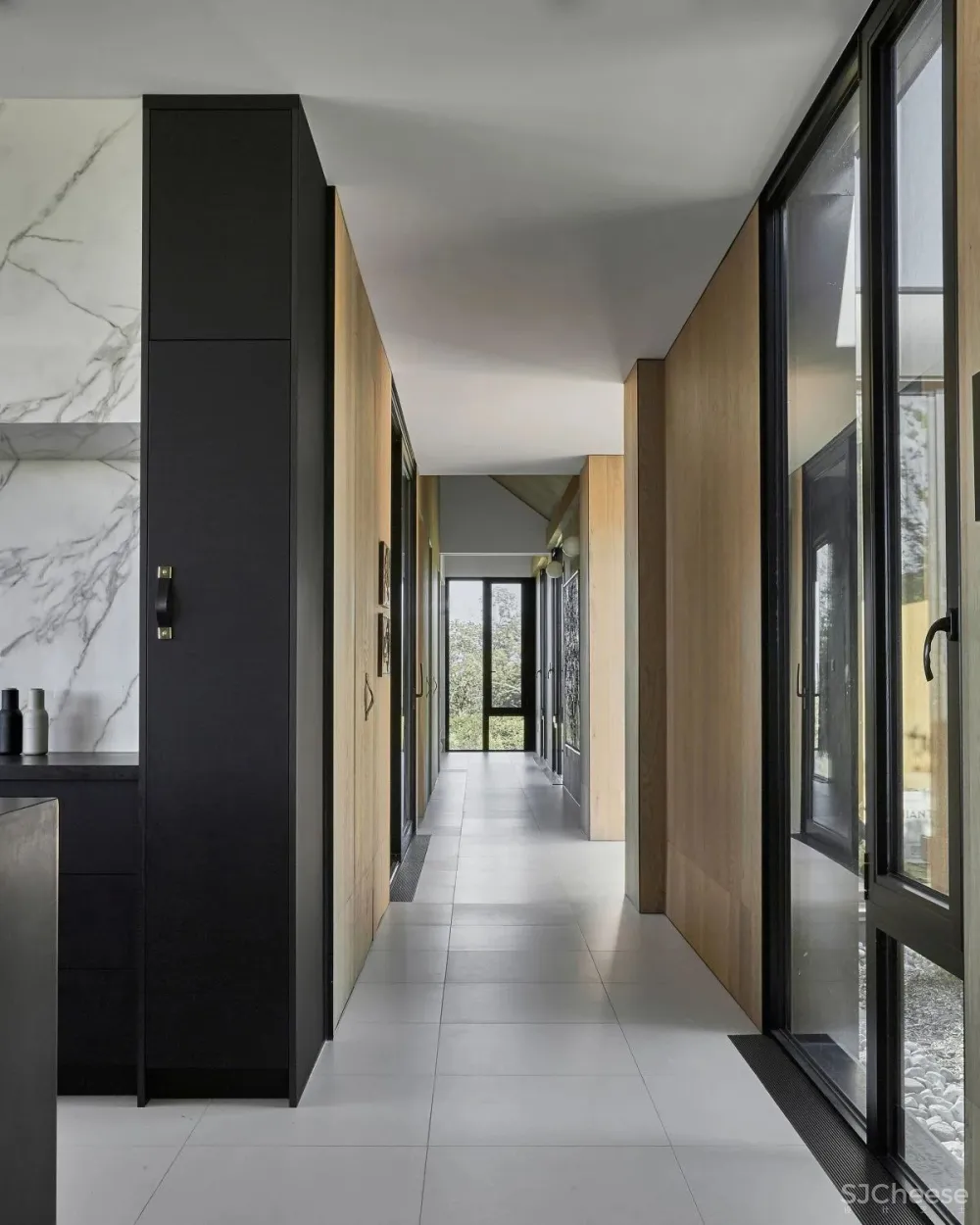 坐拥自然景观的当代住宅，如此的惬意人居！ Kim Lambert