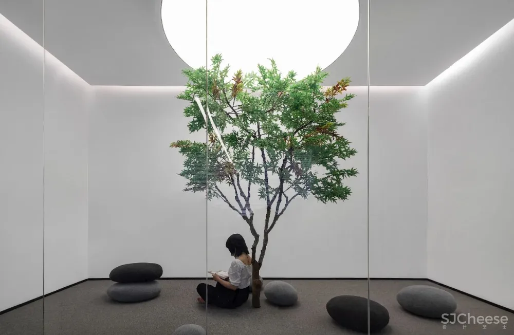 肆境设计 × 思域办公空间:沉思的空间行者