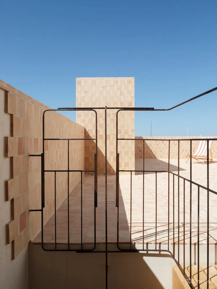 有一种境界叫「材料就是设计」,这家西班牙事务所做到了