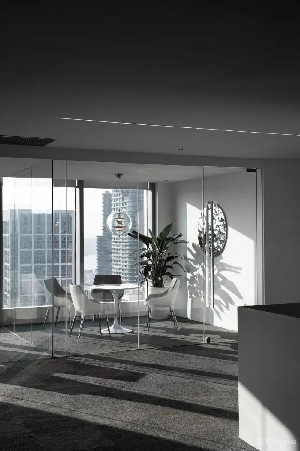 黑白简趣空间，90后都爱的个性潮地 珀阁室内设计