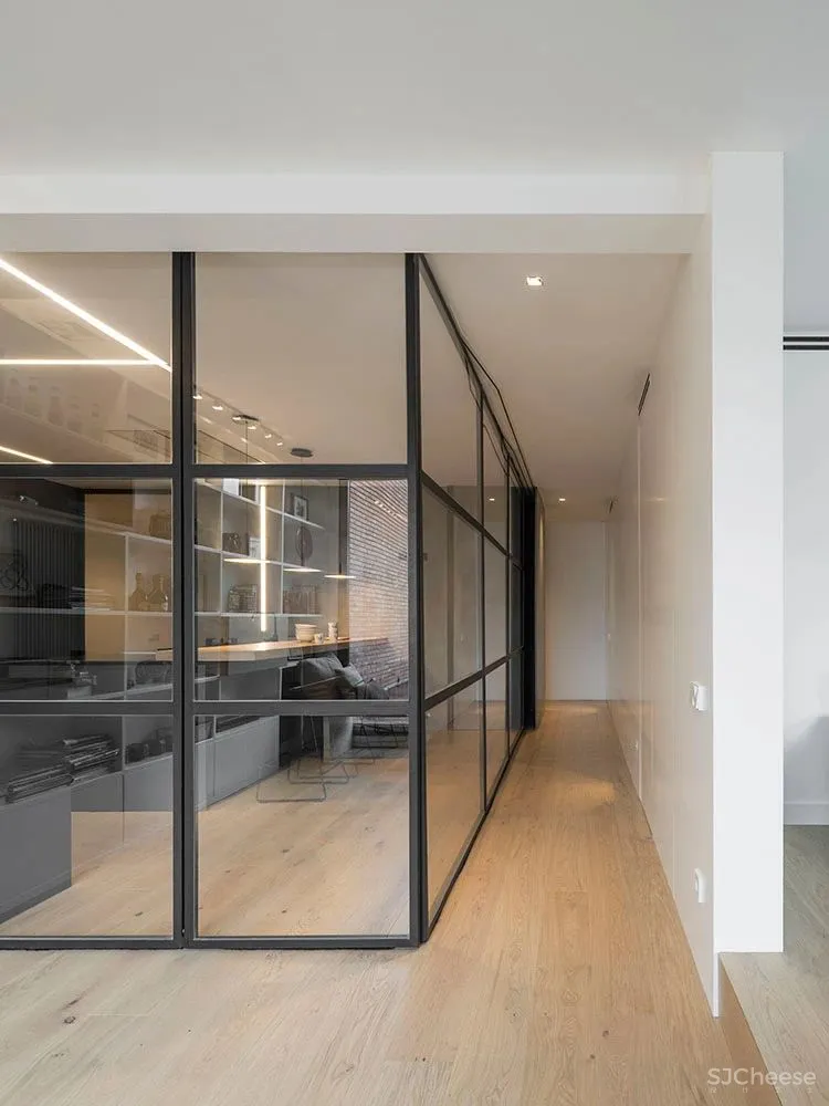 极致白与原木诠释的极简主义 Susanna Cots新作