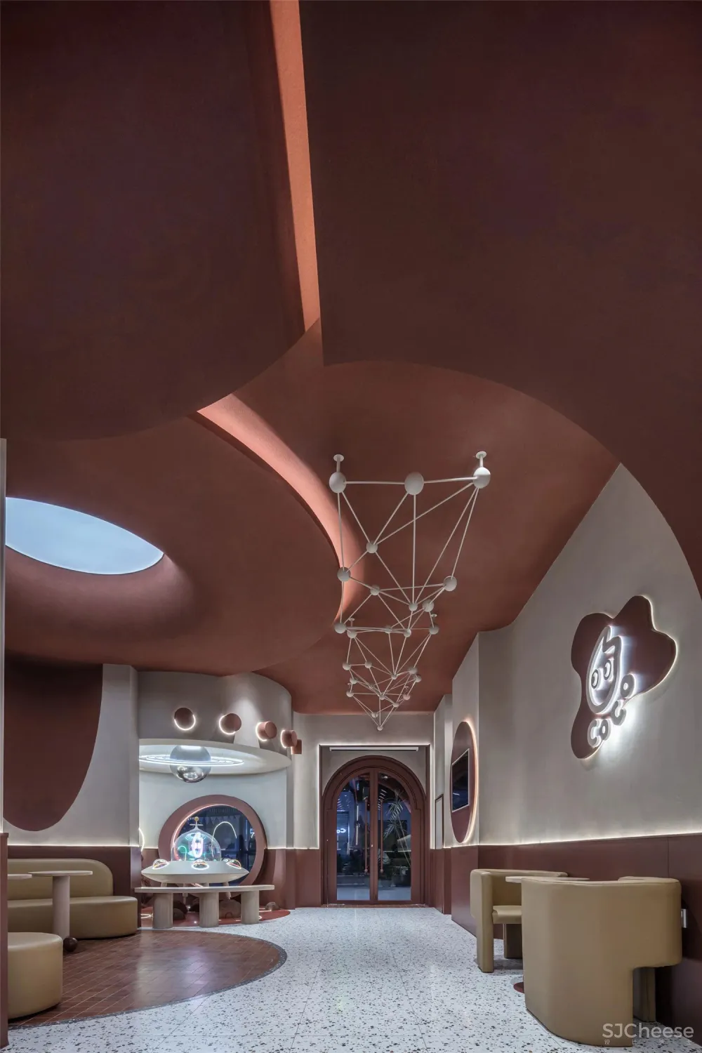 你怎么看奶茶品牌CoCo这家走向“宇宙”的店?