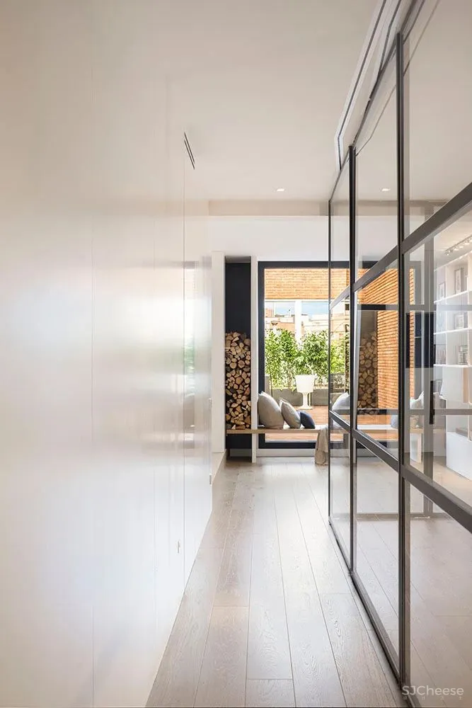 极致白与原木诠释的极简主义 Susanna Cots新作