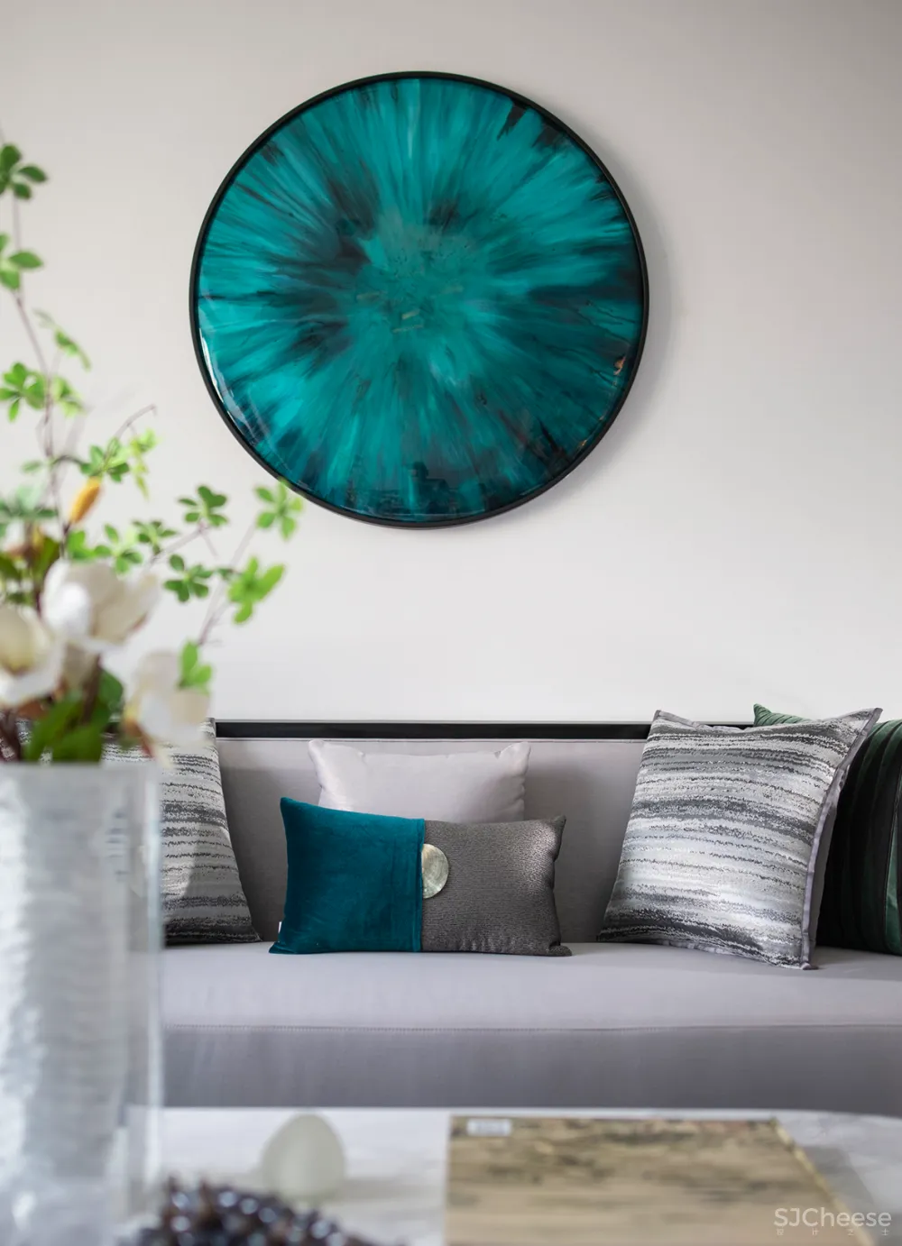 香港方黄新作:这年青春我们正好 玩转新时尚的马卡龙与水墨丹青