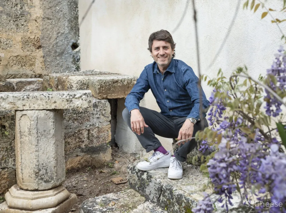 159 年历史的遗迹艺术酒店,收藏了极简、侘寂、巴洛克、拜占庭等风格!