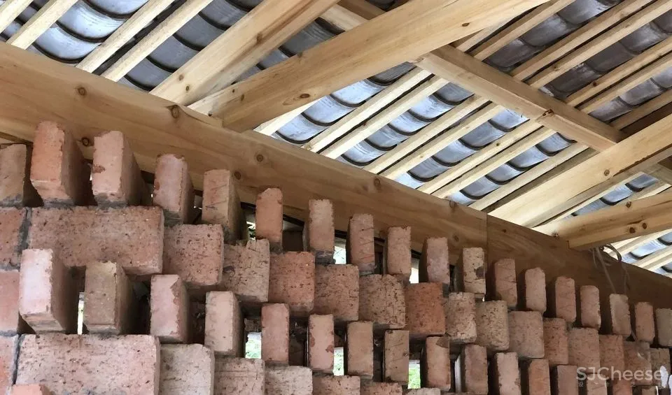 砖与木材讲述百年村落的故事 井上民宿