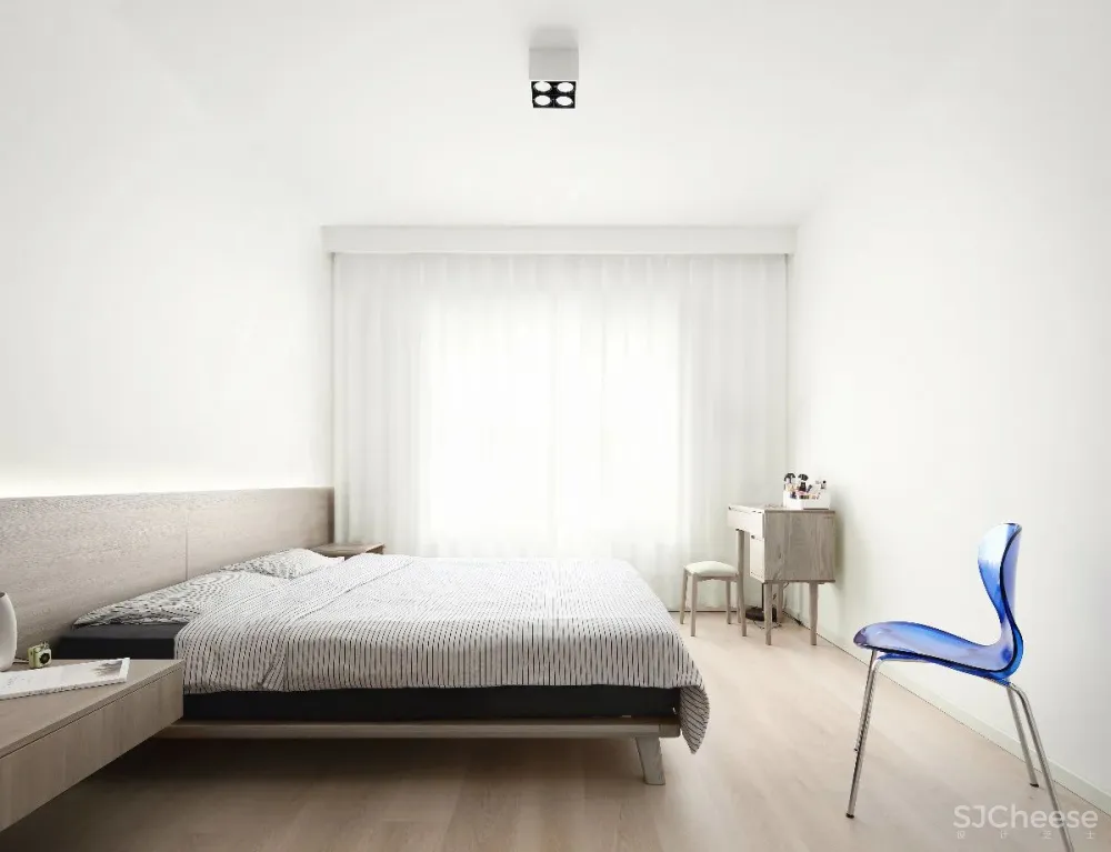 浅麻色 纯白色，简洁舒适的空间美感 清和一舍