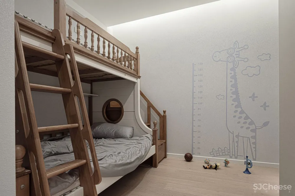 三层错层空间结构的趣味性,极简生活的本色