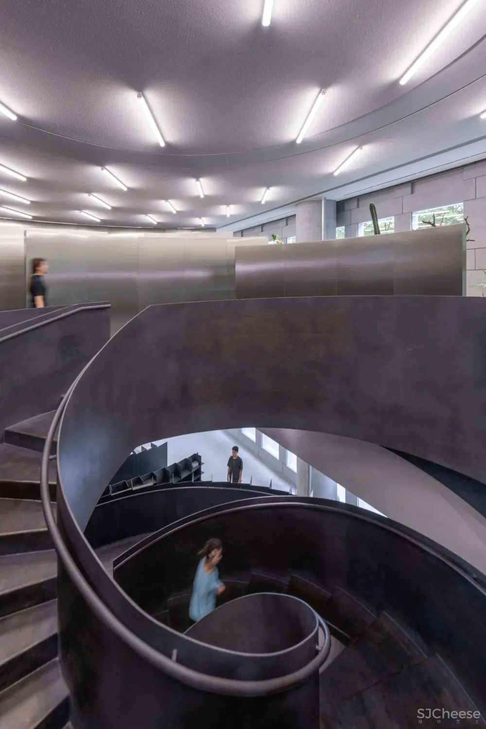 必逛的网红美妆店話梅落地成都,你打卡了吗?