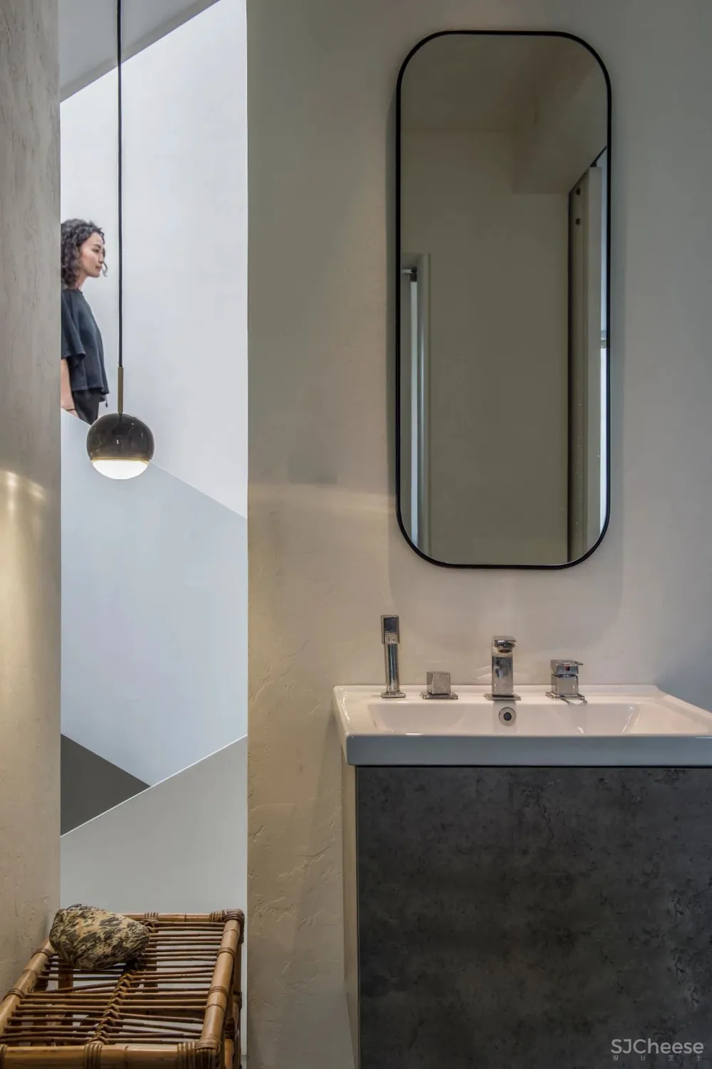 500㎡极简风别墅,返璞归真的侘寂美学!